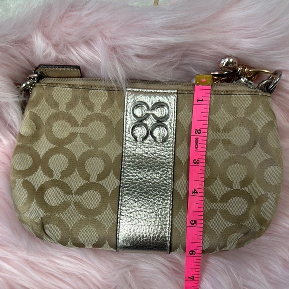 VintageCoach Tan and Silver Signature Wristlet - Picture 8 of 9